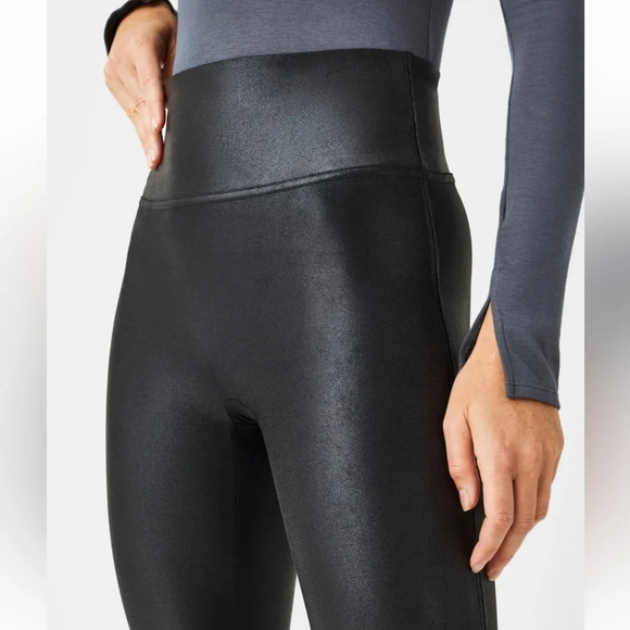SPANX Black Faux Leather Leggings size M - Picture 11 of 11